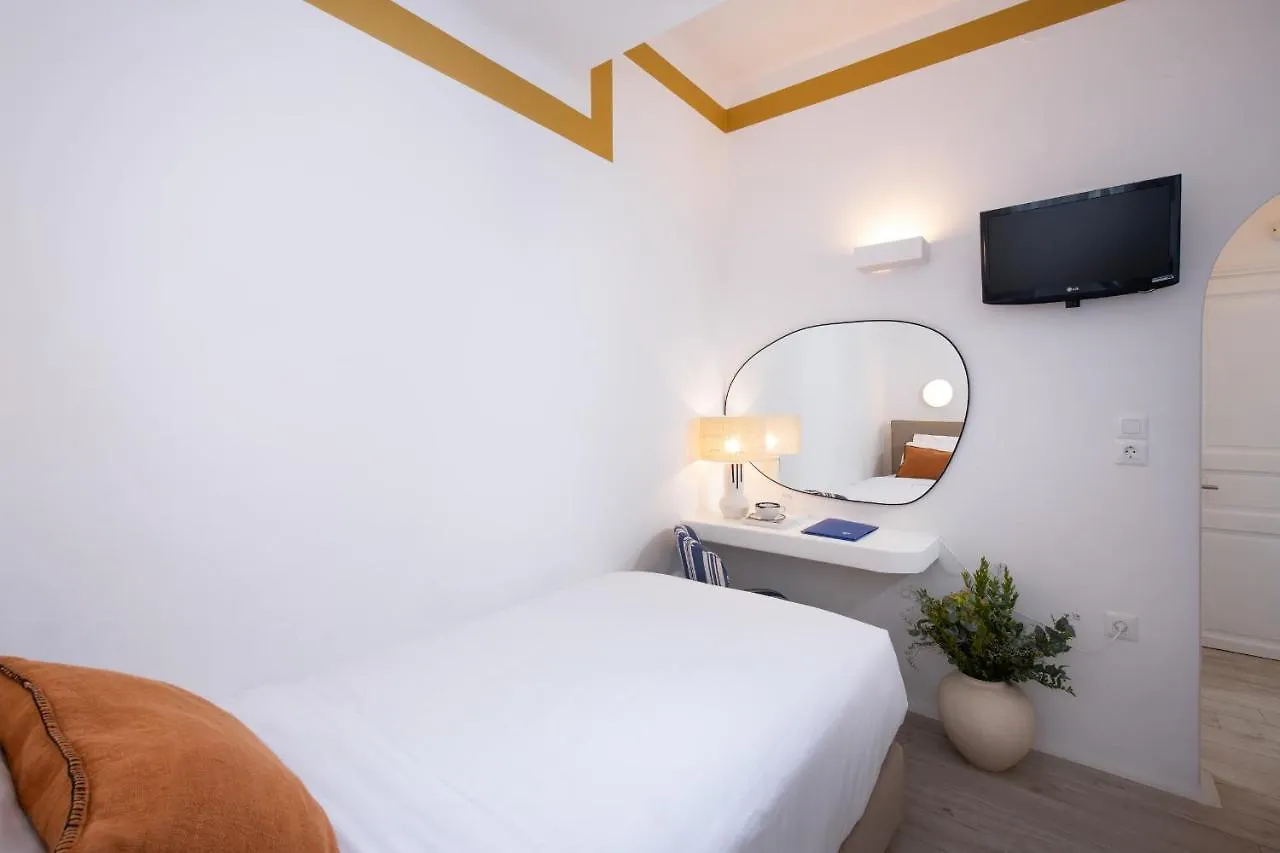 Hotel Tagoo Mykonos Town 4*,